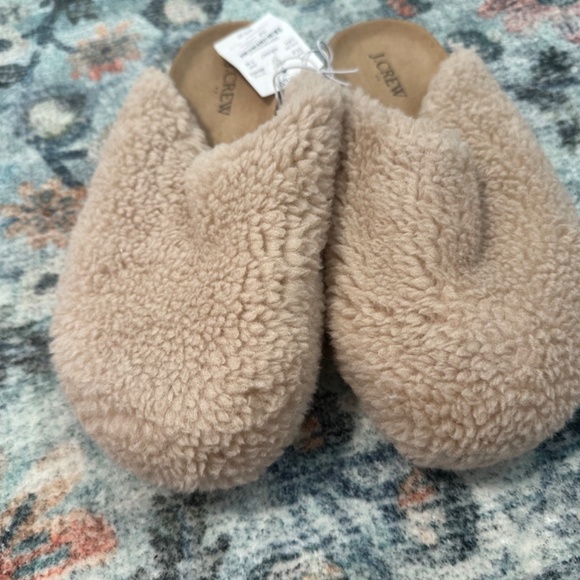 J.Crew Factory Women’s NWT Sherpa Clog Slippers - Picture 3 of 5